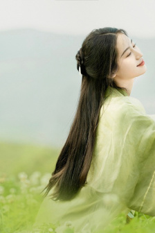 刘雨欣晒女儿照片
